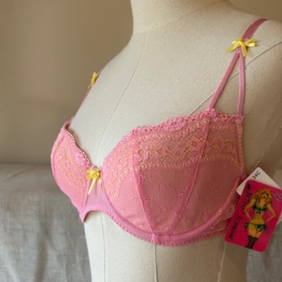 Vintage Betsey Johnson Pink Lace Bra 34C NWT - Picture 2 of 6